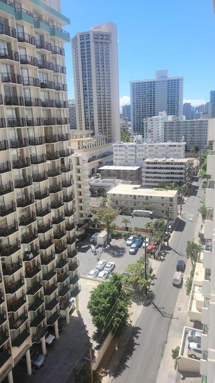 Waikiki Condo 2 Bedrooms 2 Bathrooms With 1 Free Parking Space Хонолулу Екстериор снимка
