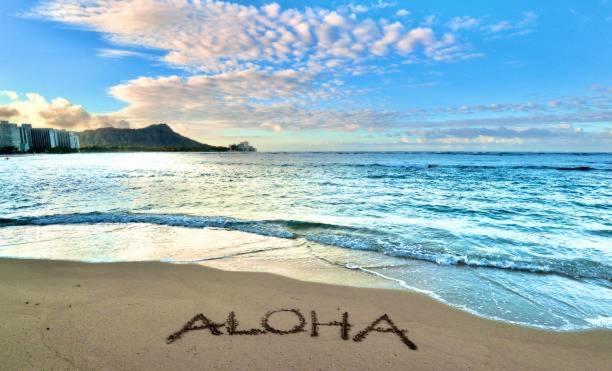 Waikiki Condo 2 Bedrooms 2 Bathrooms With 1 Free Parking Space Хонолулу Екстериор снимка
