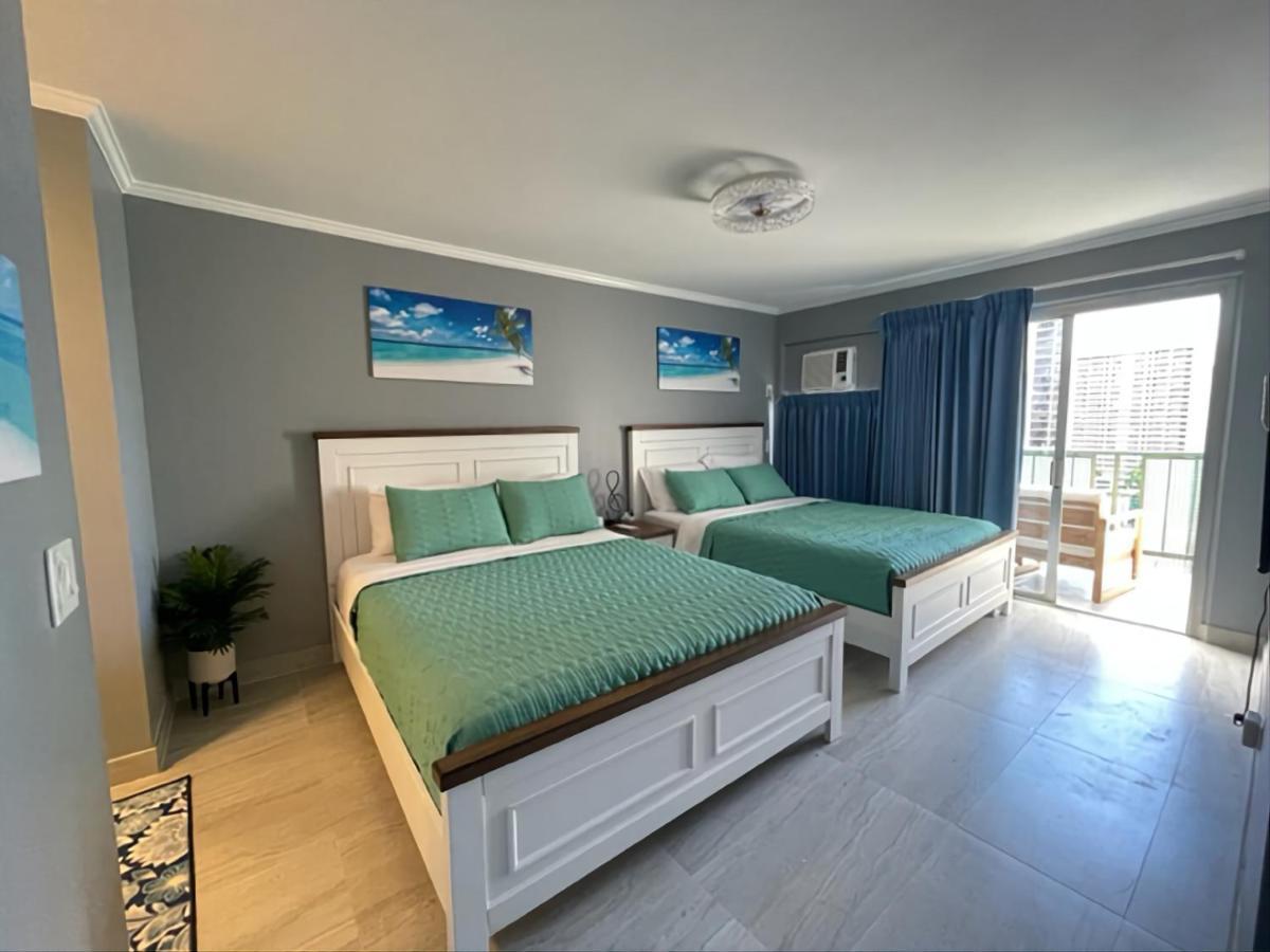 Waikiki Condo 2 Bedrooms 2 Bathrooms With 1 Free Parking Space Хонолулу Екстериор снимка