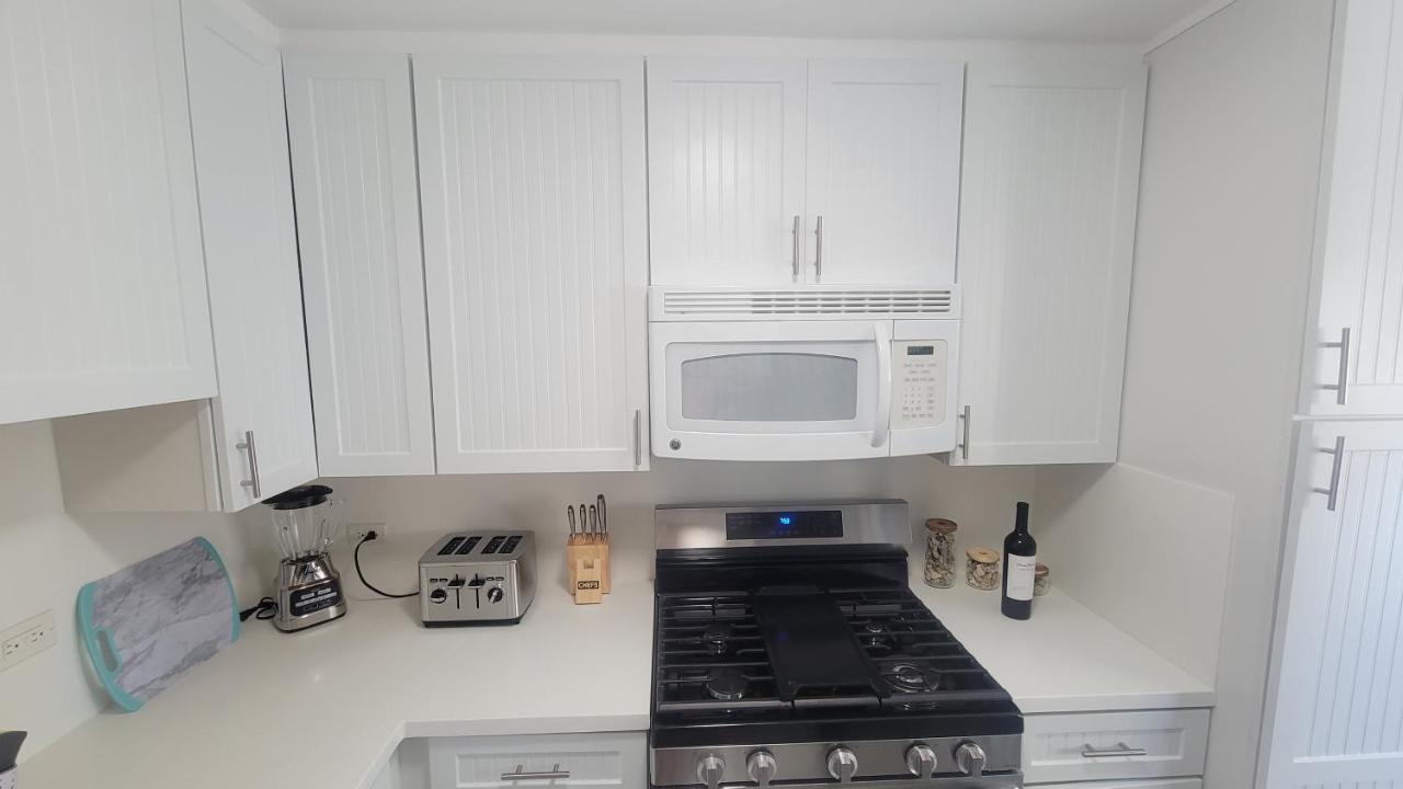 Waikiki Condo 2 Bedrooms 2 Bathrooms With 1 Free Parking Space Хонолулу Екстериор снимка